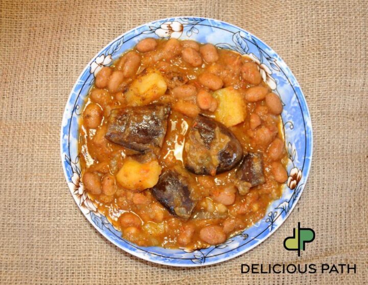 Departure at the Table as a Psychological Letting Go Before Returning to the Sea - Photo Thanasis Bounas